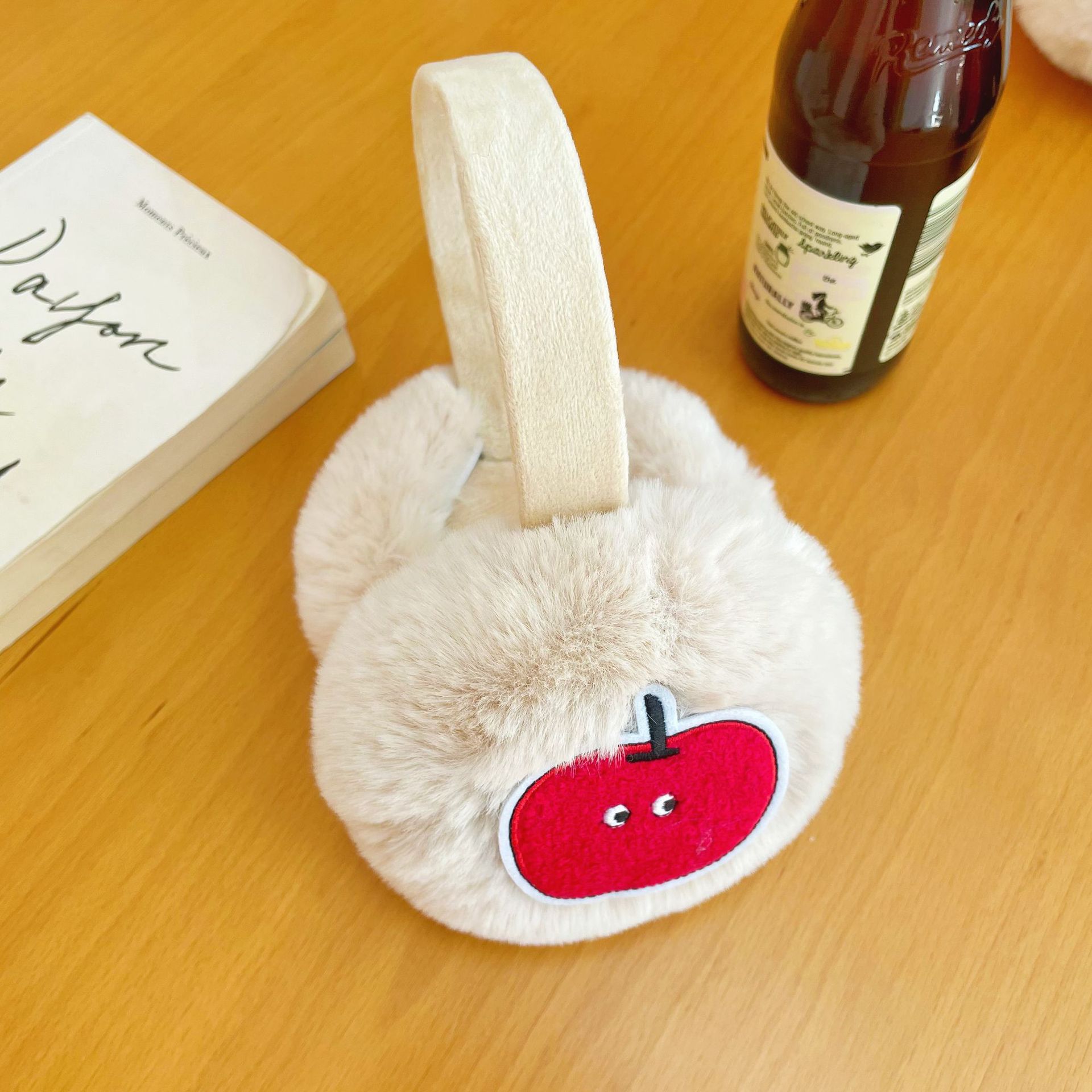 Anjj New Apple Earmuffs Exquis - Winter Clothing Earmuffs 评论和价格